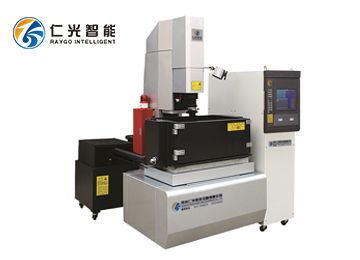 三軸鏡面電火花機操作效果怎樣，20年行業(yè)經(jīng)驗—仁光智能